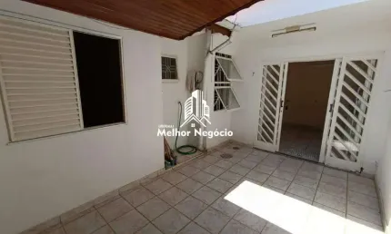 Casa com 02 dormitórios à venda no bairro Jardim São Pedro em Campinas-SP