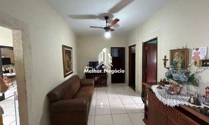 Casa à venda com 4 quartos sendo dois suíte no bairro Vila Independência em Piracicaba/SP