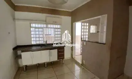 Casa a venda com 3 dormitórios sendo 1 suíte no bairro Parque Via Norte em Campinas-SP.
