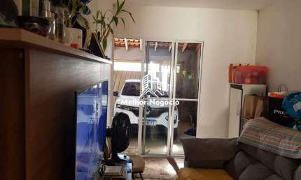 Casa com 02 Dormitórios à venda, no Residencial Campo Florido em Campinas/SP.