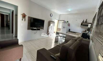 Casa à venda no Bairro Jardim Guimarães, em Limeira, SP. Casa com 3 dormitórios, 1 banheiro e 2 vagas de garagem.