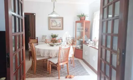 Casa à venda com 2 quartos, 1 suíte, localizada no bairro Santa Maria, em Americana, SP