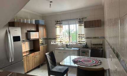 Não Aceita Financiamento - Casa Sobrado à venda com 03 quartos, localizado no bairro Vila União em Campinas/SP.
