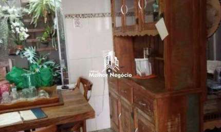 Casa com 03 quartos (2 suítes) à venda no bairro Centro em Piracicaba - SP