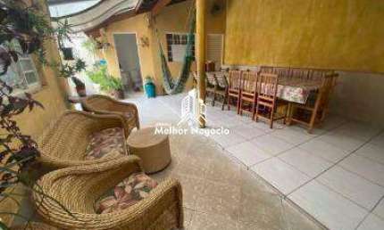 Casa no bairro Santa Terezinha à venda, 3 Quartos, 3 banheiros - Piracicaba, SP