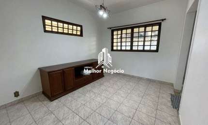 Casa/chácara à venda com 3 quartos, sendo 1 suíte em Campinas.