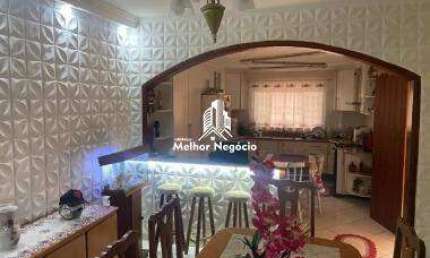 Casa no bairro Santa Terezinha à venda, 3 Quartos, 3 banheiros - Piracicaba, SP