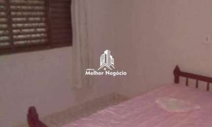 (Não aceita financiamento) Casa à venda com 3 quartos em Limeira - SP