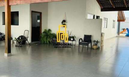 Casa para Venda em Uberlândia, Alto Umuarama, 3 dormitórios, 2 suítes, 4 banheiros, 5 vagas