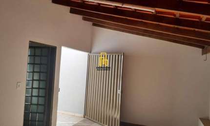 Casa para Venda em Uberlândia, Jardim Califórnia, 3 dormitórios, 1 suíte, 2 banheiros, 7 vagas