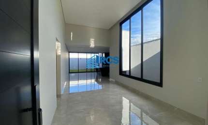 Casa para Venda em Uberlândia, Verde Umuarama, 3 dormitórios, 3 suítes, 4 banheiros, 2 vagas