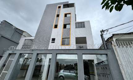Área privativa 2 quartos com 166 metros no bairro Letícia