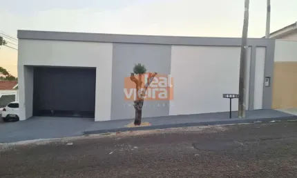 Casa com 2 quartos à venda no Alto Cafezal, Marília 