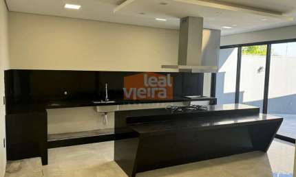 Casa com 3 quartos à venda no Bassan, Marília 