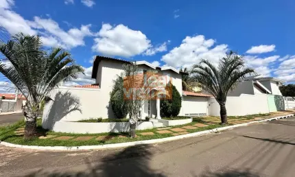 Casa à venda no bairro Jardim Santa Gertrudes - Marília/SP, Leste