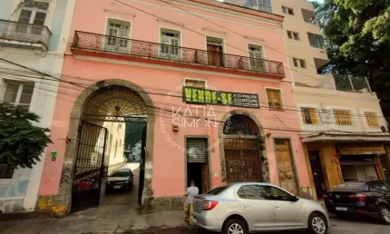 Sobrado Comercial de 1.100m² à Venda na Glória, RJ - Ideal para Investidores