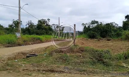 Terreno à venda na Avenida Paranaguá, Praia Grande, Matinhos