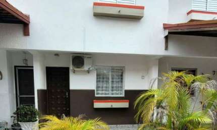 Casa com 2 quartos à venda na Rua Paranaguá, 6638, Balneário Ipacaraí, Matinhos