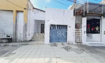 Residencial e Comercial para Venda em Natal, Alecrim, 3 dormitórios, 1 suíte, 1 banheiro, 1 vaga