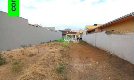 Terreno à venda na Rua Martiminiano Francisco de Andrade, Jardim Barão, Franca