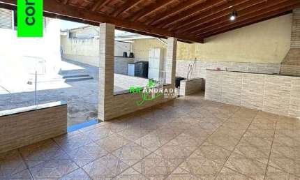 Casa com 3 quartos à venda na Vila Industrial, Franca 