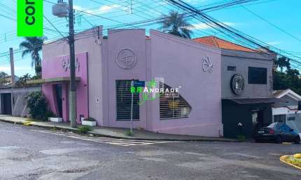Casa comercial à venda no Centro, Franca 
