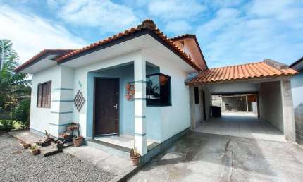 ÓTIMA OPORTUNIDADE CASA  À VENDA EM BALNEÁRIO ARROIO DO SILVA 