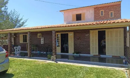 ÓTIMA OPORTUNIDADE CASA  À VENDA EM BALNEÁRIO ARROIO DO SILVA 
