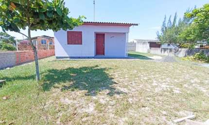ÓTIMA OPORTUNIDADE CASA  À VENDA EM BALNEÁRIO ARROIO DO SILVA 