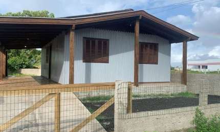 ÓTIMA OPORTUNIDADE CASA  À VENDA EM BALNEÁRIO ARROIO DO SILVA 
