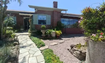 ÓTIMA OPORTUNIDADE CASA  À VENDA EM BALNEÁRIO ARROIO DO SILVA 