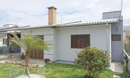 ÓTIMA OPORTUNIDADE CASA  À VENDA EM BALNEÁRIO ARROIO DO SILVA 