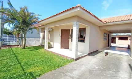 ÓTIMA OPORTUNIDADE CASA  À VENDA EM BALNEÁRIO ARROIO DO SILVA 