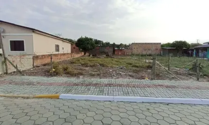 Terreno à venda no Coloninha, Araranguá 