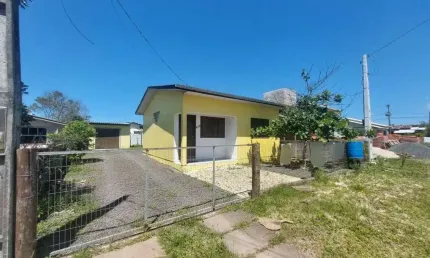 ÓTIMA OPORTUNIDADE CASA  À VENDA EM BALNEÁRIO ARROIO DO SILVA 