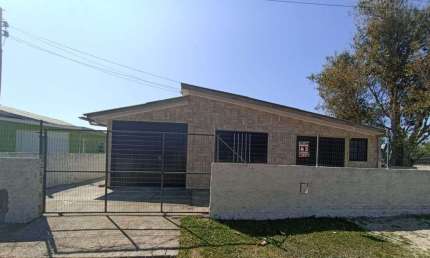 ÓTIMA OPORTUNIDADE CASA  À VENDA EM BALNEÁRIO ARROIO DO SILVA 