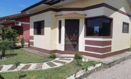 ÓTIMA OPORTUNIDADE CASA  À VENDA EM BALNEÁRIO ARROIO DO SILVA 