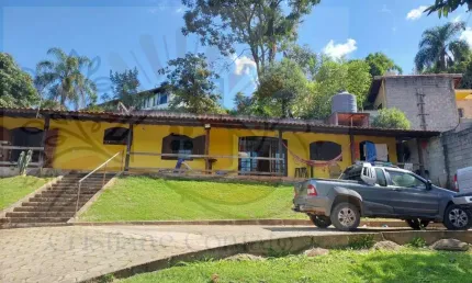 Casa em Condomínio para Locação em Mairiporã, Roseira, 2 dormitórios, 1 suíte, 3 banheiros, 3 vagas