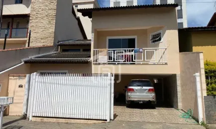 Sobrado à venda no bairro jardim das azaléias em poços de caldas/mg