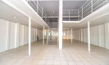 Loja para Locação no Harmonia – 280m² de Espaço e Mezanino para Expandir Seu Negócio!