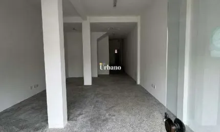 Loja versátil com 95m² para comércio ou serviços — destaque seu negócio em canoas!