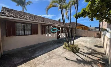 Casa com 3 quartos à venda no Centro, Matinhos 