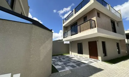 Casa em condomínio fechado com 3 quartos à venda na Rua Edmundo de Amicis, 322, Xaxim, Curitiba por R$ 950.000