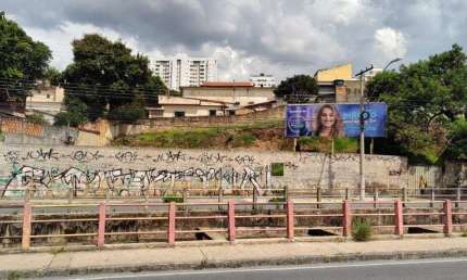 Terreno à venda na Avenida Bernardo de Vasconcelos, 1680, Ipiranga, Belo Horizonte por R$ 1.400.000