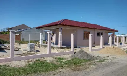 Casa 3 Dormitórios à venda no Bairro Arroio Teixeira com 115 m² de área privativa