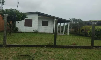 Casa 2 Dormitórios à venda no Bairro Curumim com 70 m² de área privativa