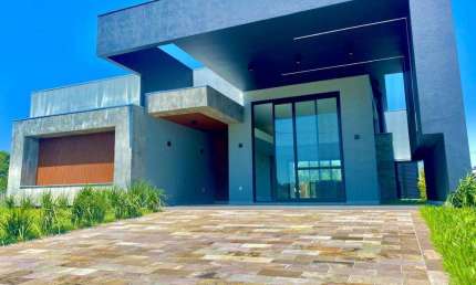 Casa 4 Dormitórios à venda no Bairro Arroio Teixeira com 190 m² de área privativa