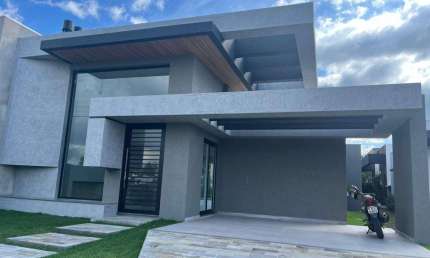 Casa 3 Dormitórios à venda no Bairro Arroio Teixeira com 160 m² de área privativa