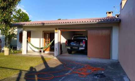 Casa 3 Dormitórios à venda no Bairro Curumim com 100 m² de área privativa