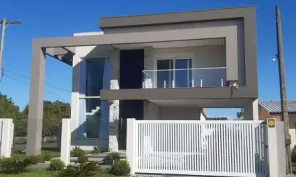 Casa 3 Dormitórios à venda no Bairro Curumim com 280 m² de área privativa - 4 vagas de garagem